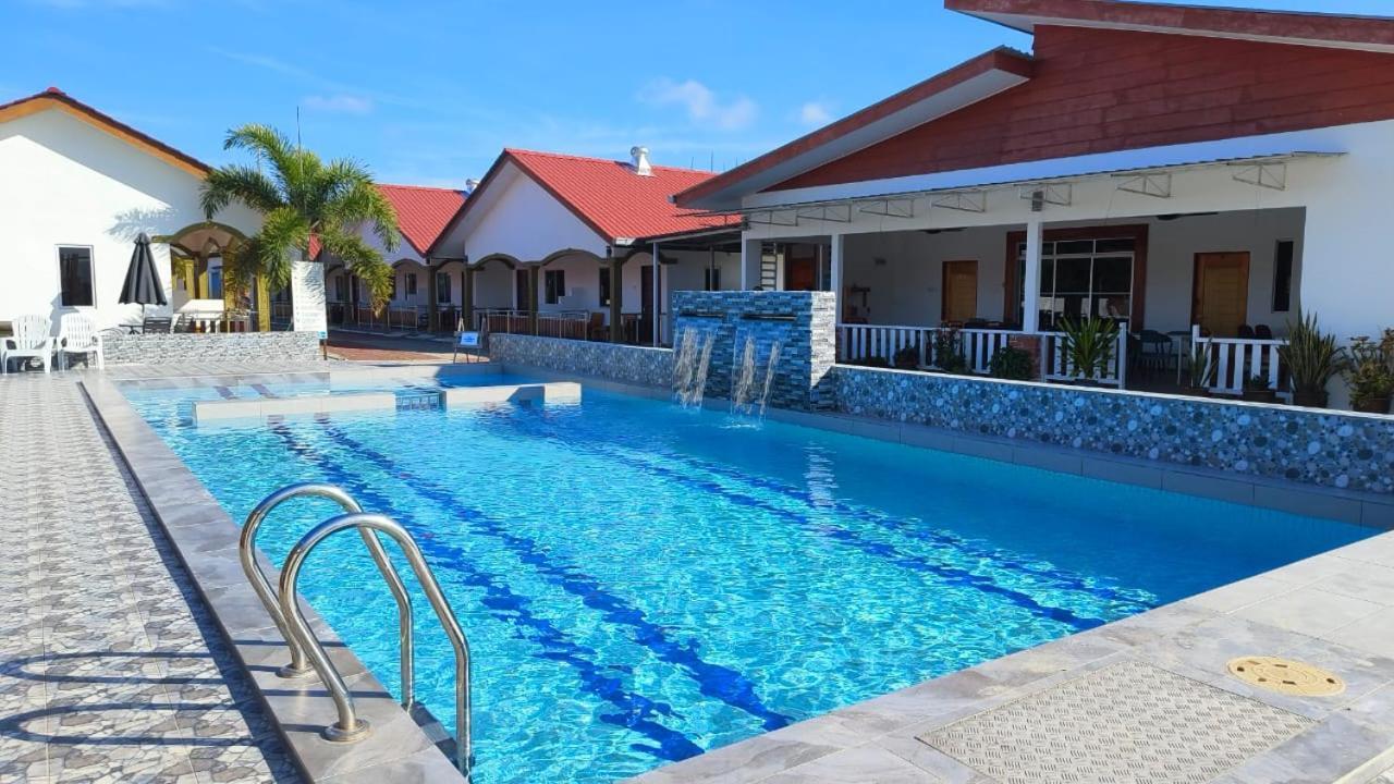 The Nutshell Chalet Langkawi Motel Pantai Cenang  Exterior photo
